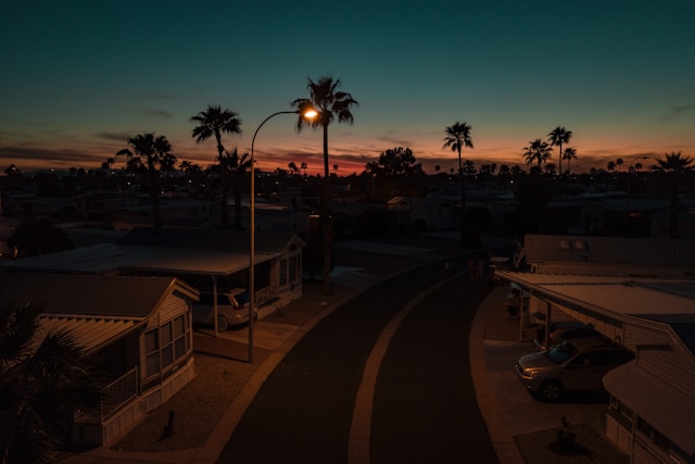 Top 5 Amenities for Healthcare Workers in Mid-Term Rentals